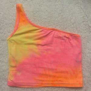tye die one shoulder shirt
